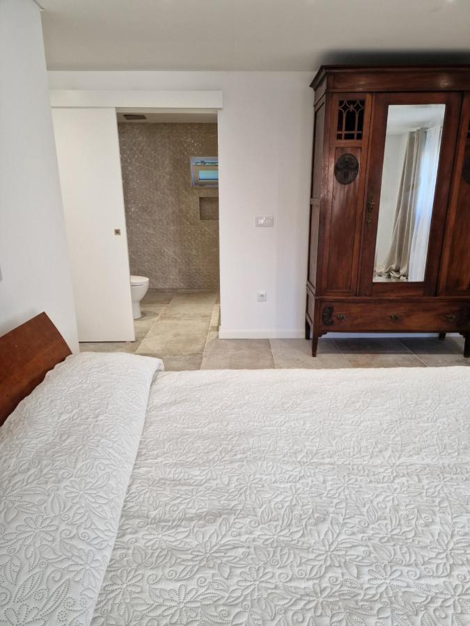 Casa Nikana Turcifal Esterno foto