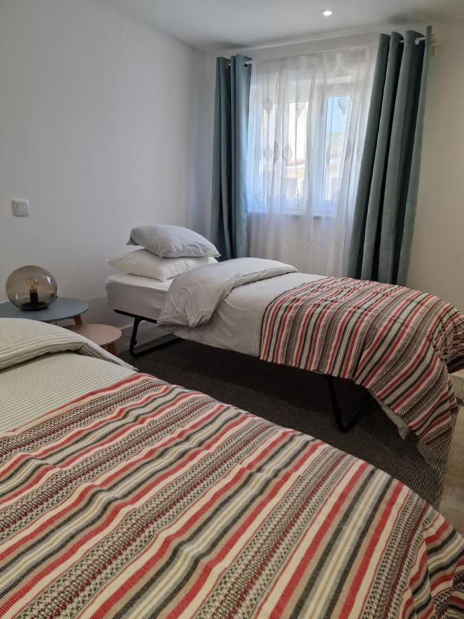Casa Nikana Turcifal Esterno foto