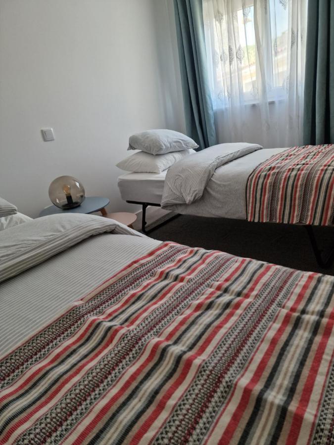Casa Nikana Turcifal Esterno foto