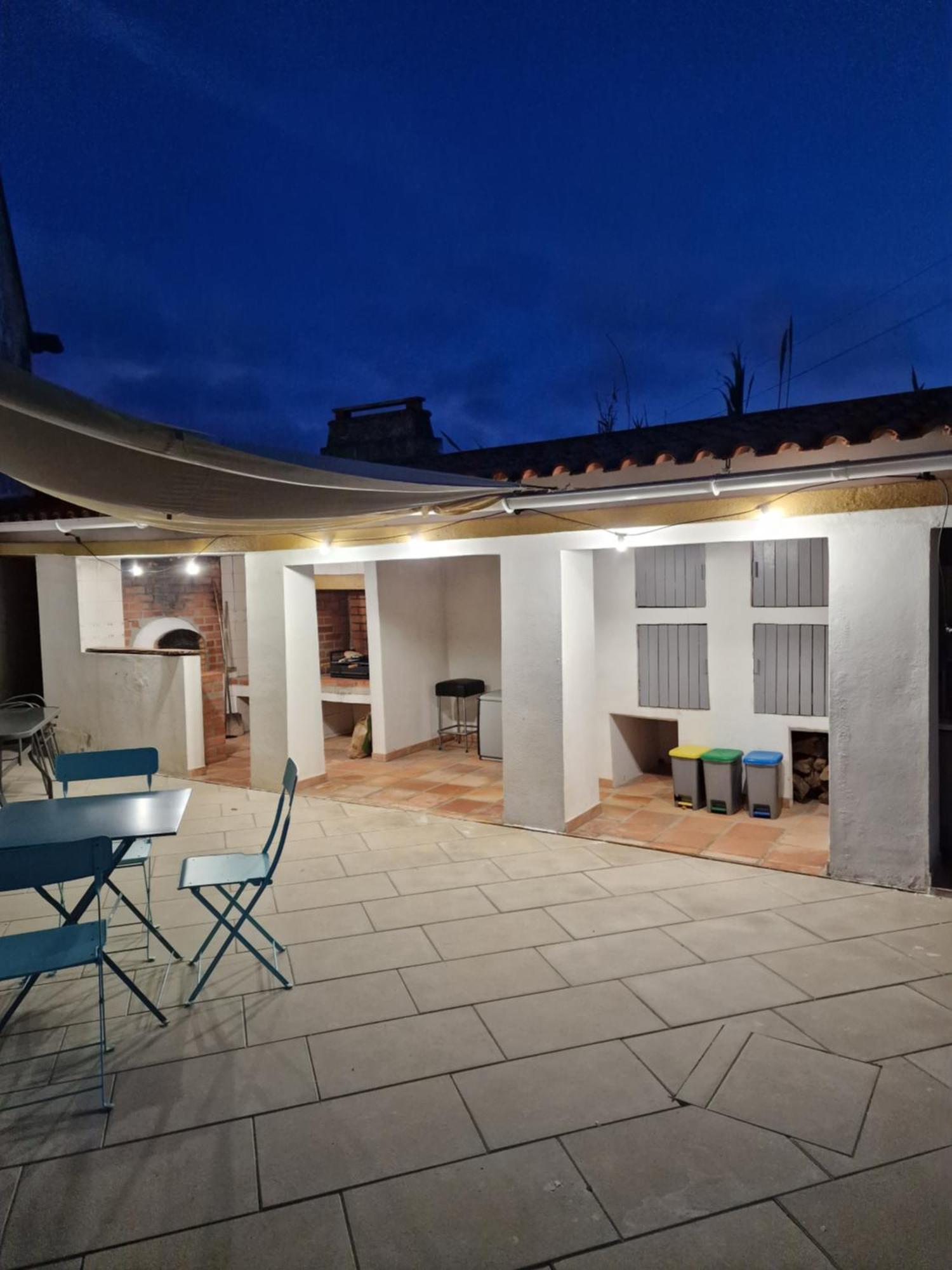 Casa Nikana Turcifal Esterno foto