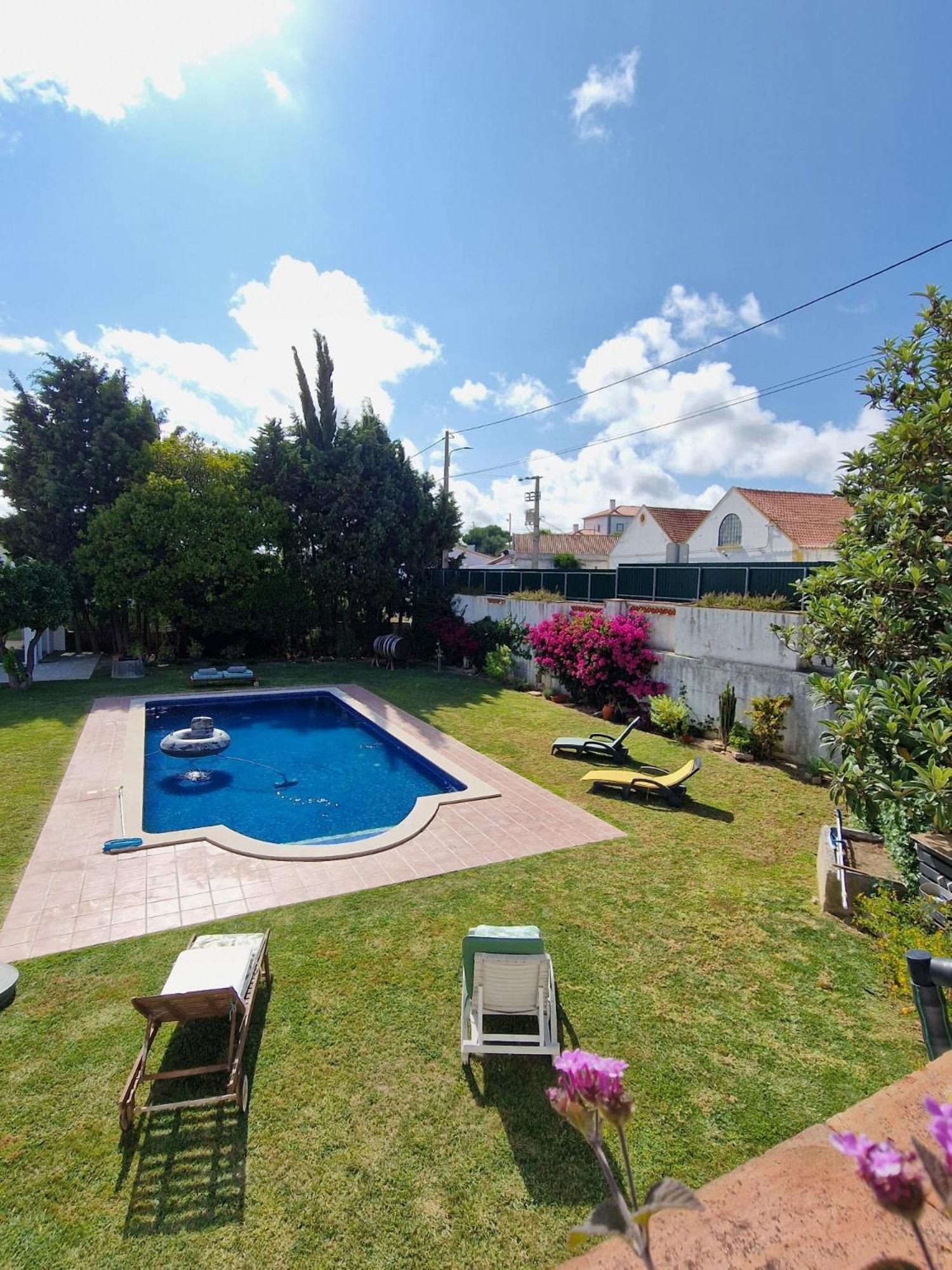 Casa Nikana Turcifal Esterno foto